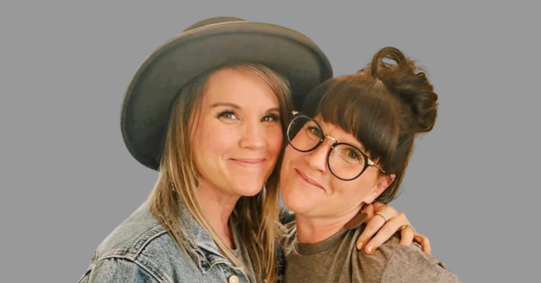 Unsellable Houses Twins Net Worth: Leslie Davis and Lyndsay Lamb’s Wealth Breakdown