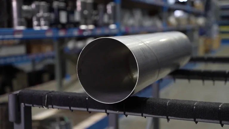 Understanding the Manufacturing Process of Spiral Welded Stainless Pipes