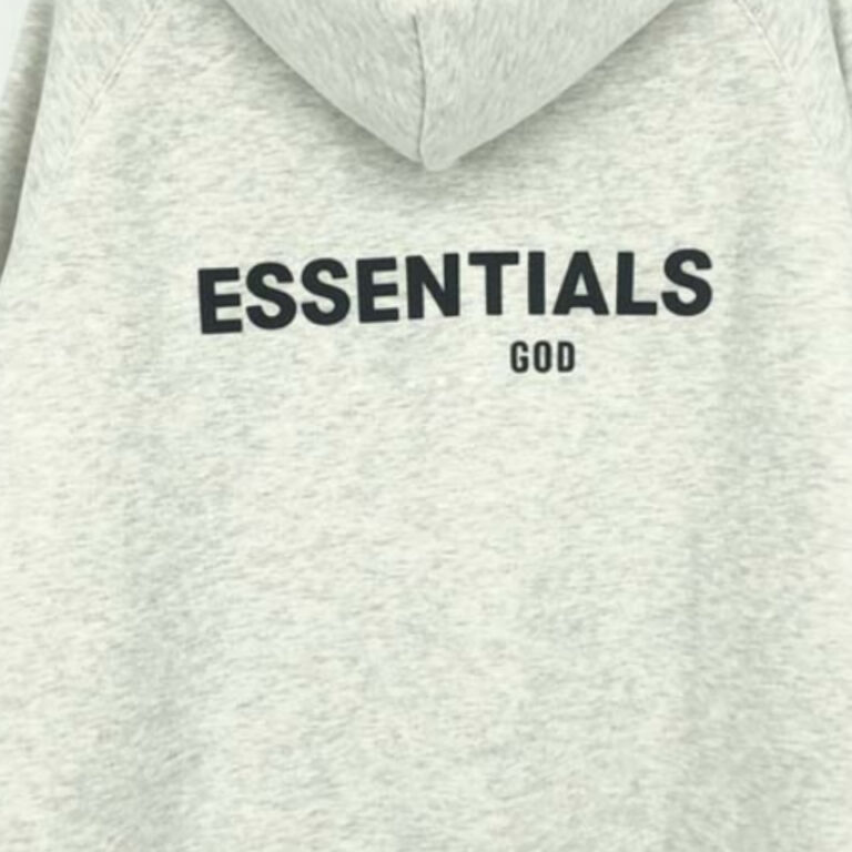 Essentials Hoodie UK Trend: Why Britain Can’t Get Enough of This Streetwear Icon