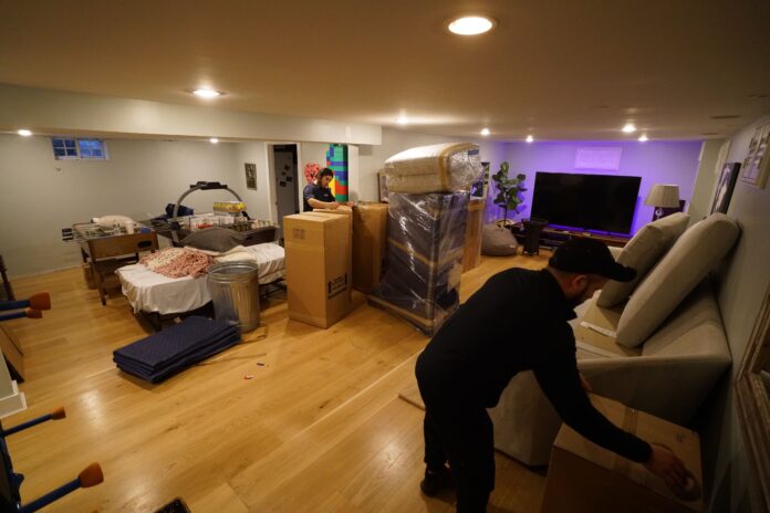 Moving Companies Near Me Boxford Bed Movers