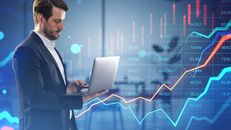 Convenience Store Night Shift Workers Are Testing CFDs Trading Between Customers